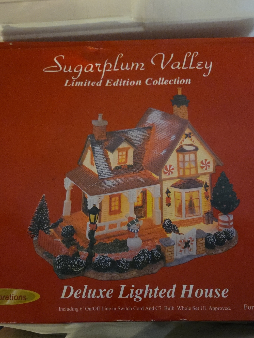 O'Well Lighted House Vintage Sugarplum Valley